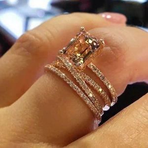 NEW 18K ROSE GOLD DIAMOND MORGANITE ETERNITY RING
